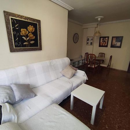 شقة Amplio Piso Junto A Playa Victoria كاديز المظهر الخارجي الصورة